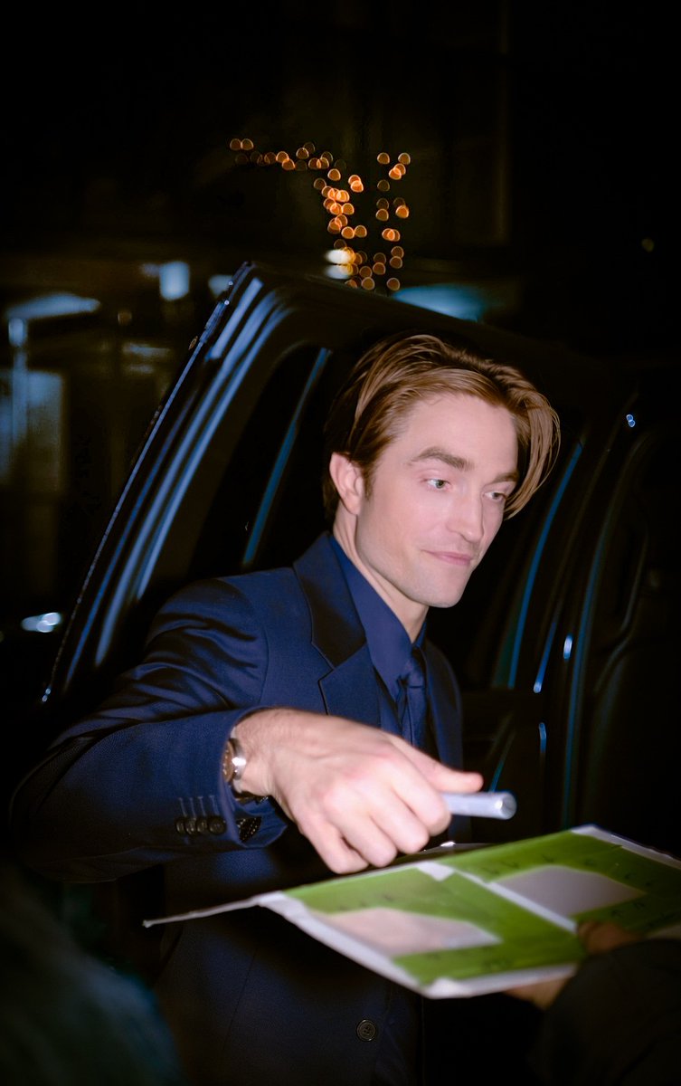 Robert Pattinson Photos | Fansite tweet media