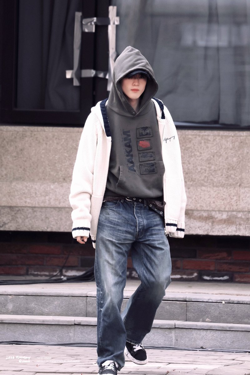 ๐๐ญ๐ซ๐๐ฐ๐๐๐ซ๐ซ๐ฒ๐๐ก๐๐๐ฌ๐. tweet media