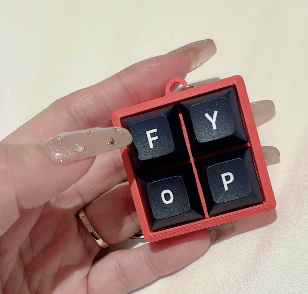 miichin178's tweet image. ずっと作りたかったやつ🫶✨

キーボードずっとかちゃかちゃしちゃう🤣🫶
 #FYOP