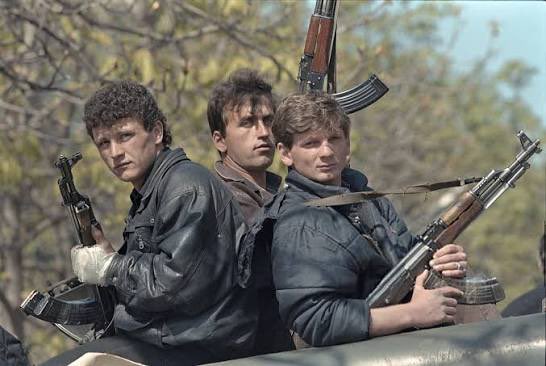 Balkan Archives tweet media