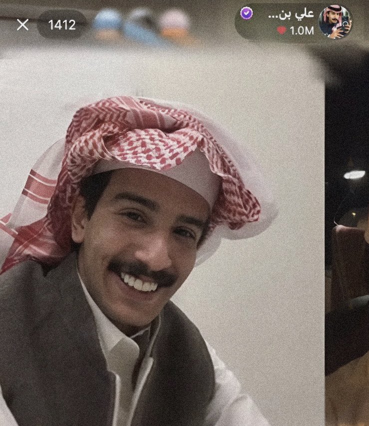 منايل tweet media