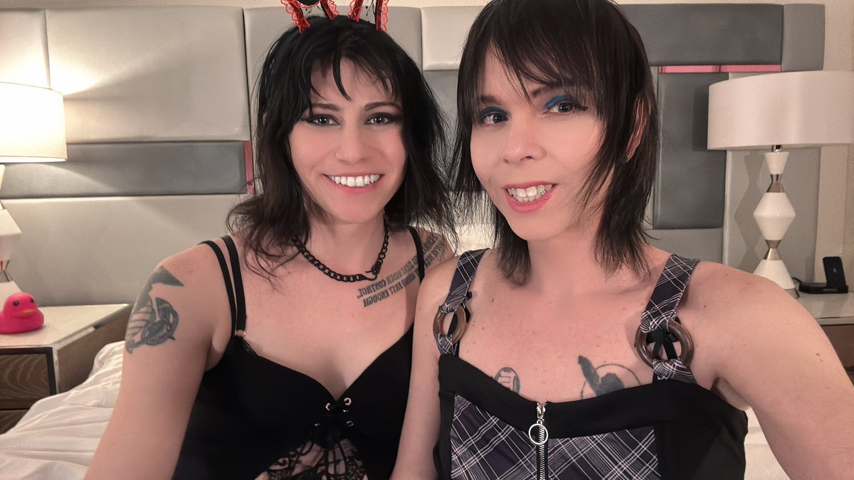 Alex St Vincent ➡️ LAS 04/01-04/7 🎈 tweet media