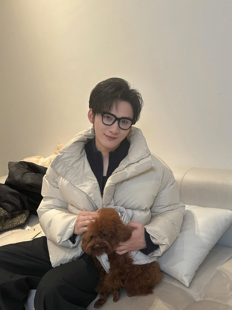 신데조이라 ♥ 진영C tweet media