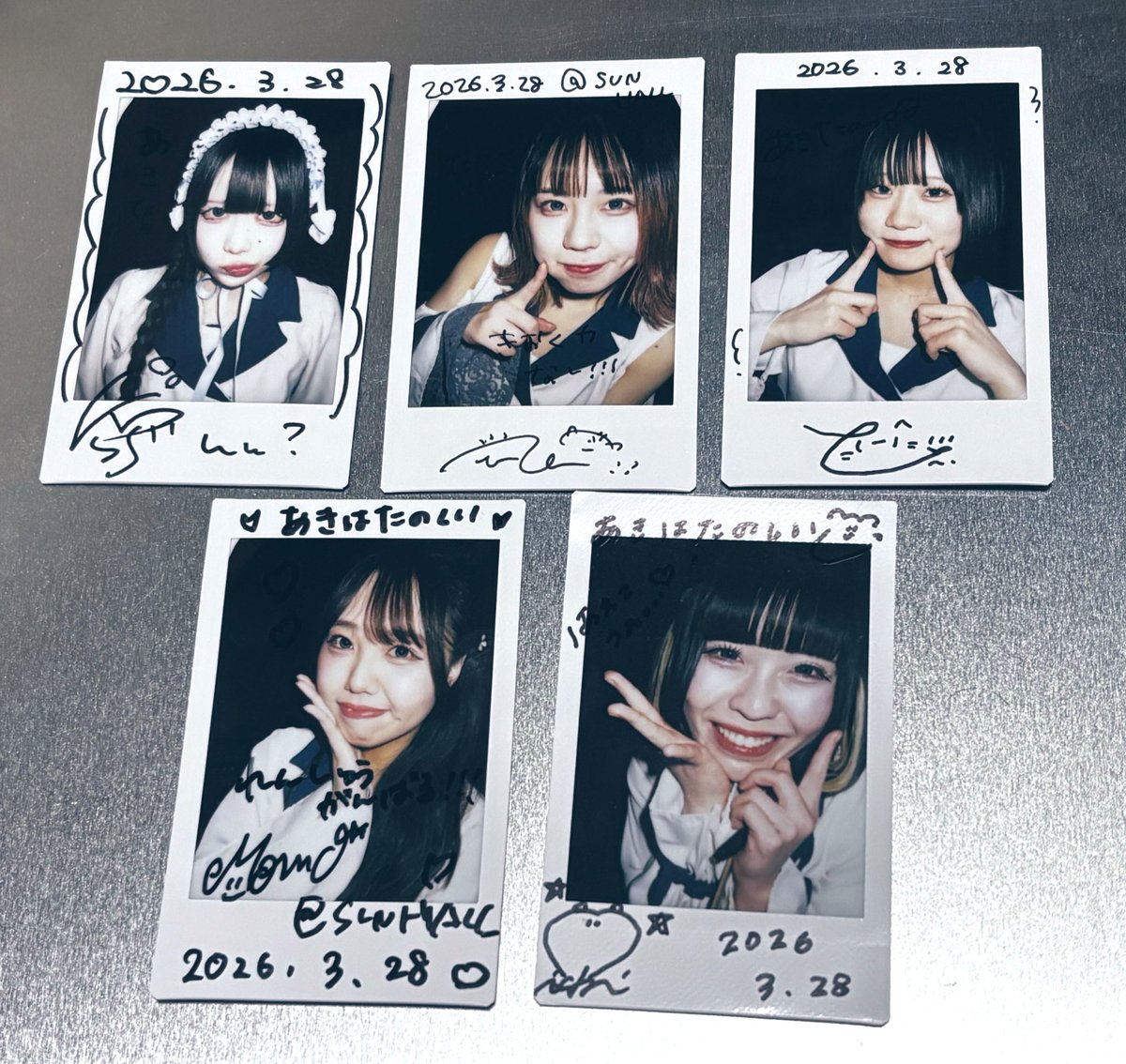 あき は たのしい tweet media