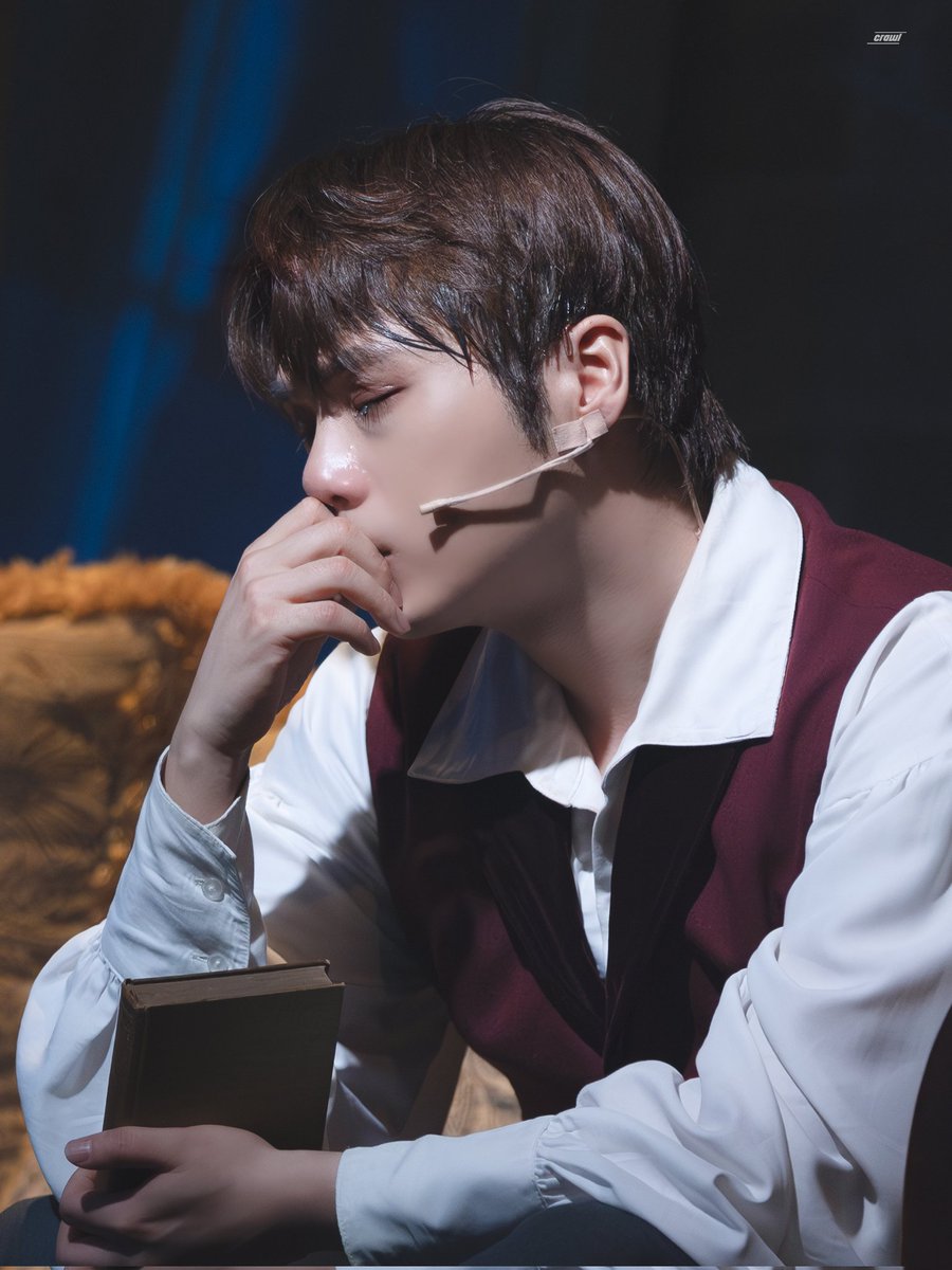 𝒄𝒓𝒂𝒘𝒍 tweet media