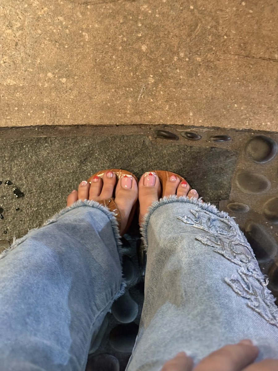 Colombian Goddess tweet media