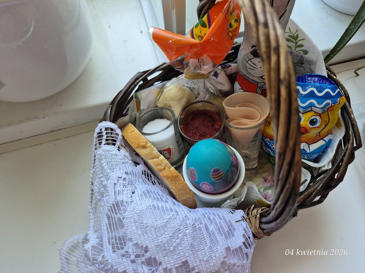 Sebastian tweet media