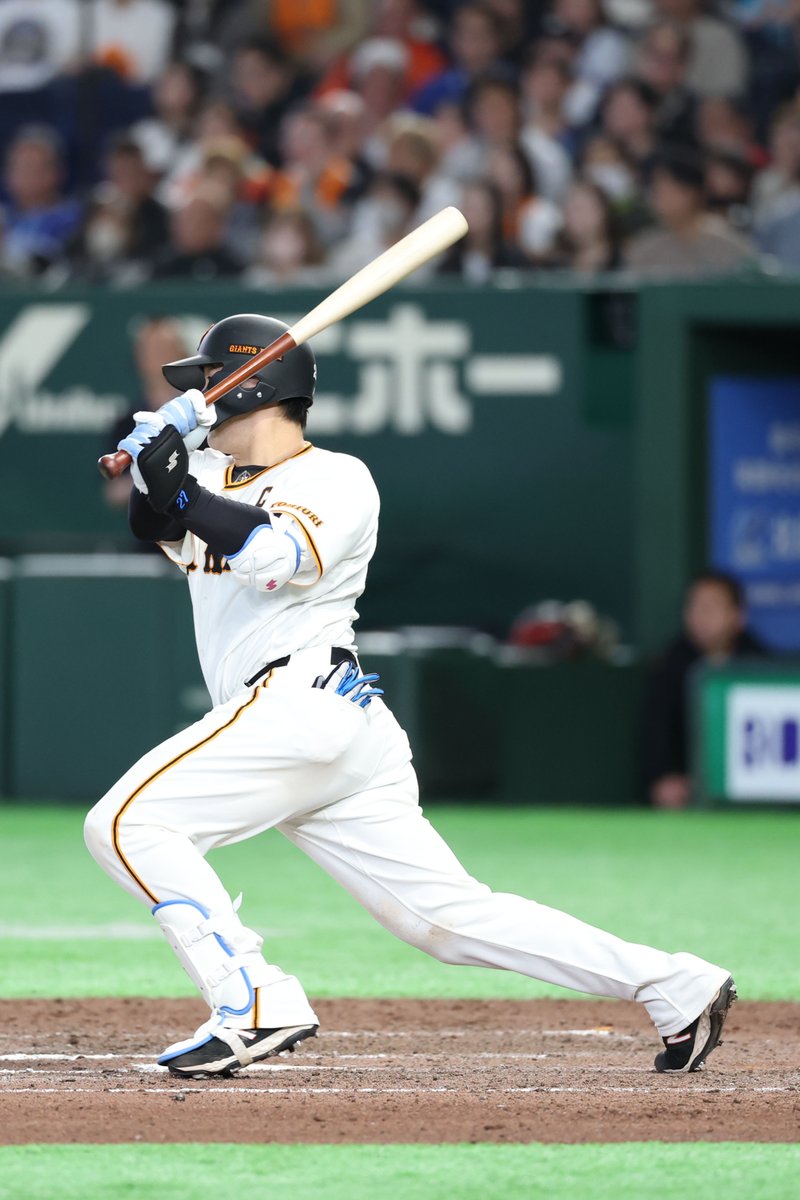 TokyoGiants's tweet photo. 【六回裏】巨人 8-4 DeNA

2死二三塁から #岸田行倫 選手のタイムリーヒットで8点目👏 https://t.co/pTOOF6QJjV