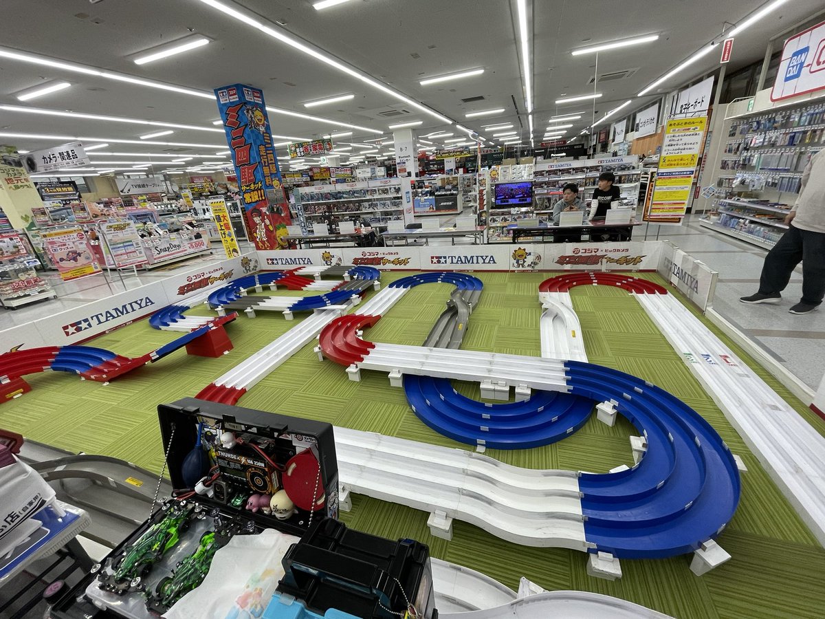 カナタ・リビンビントン♡ tweet media