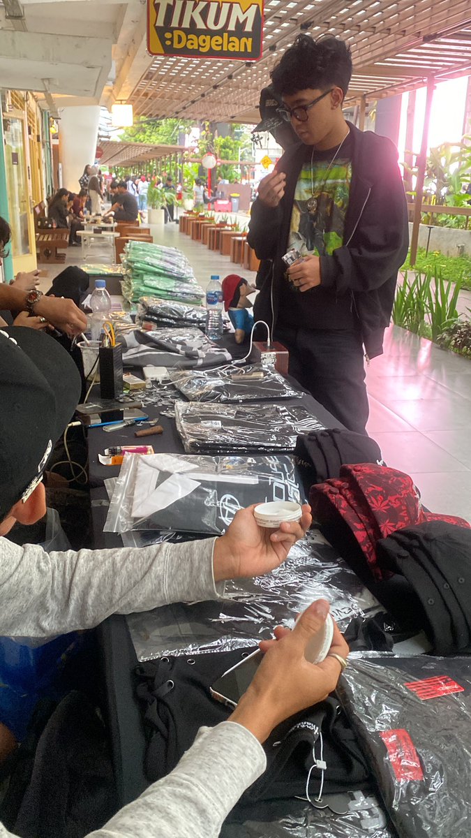 toxicdev! tweet media