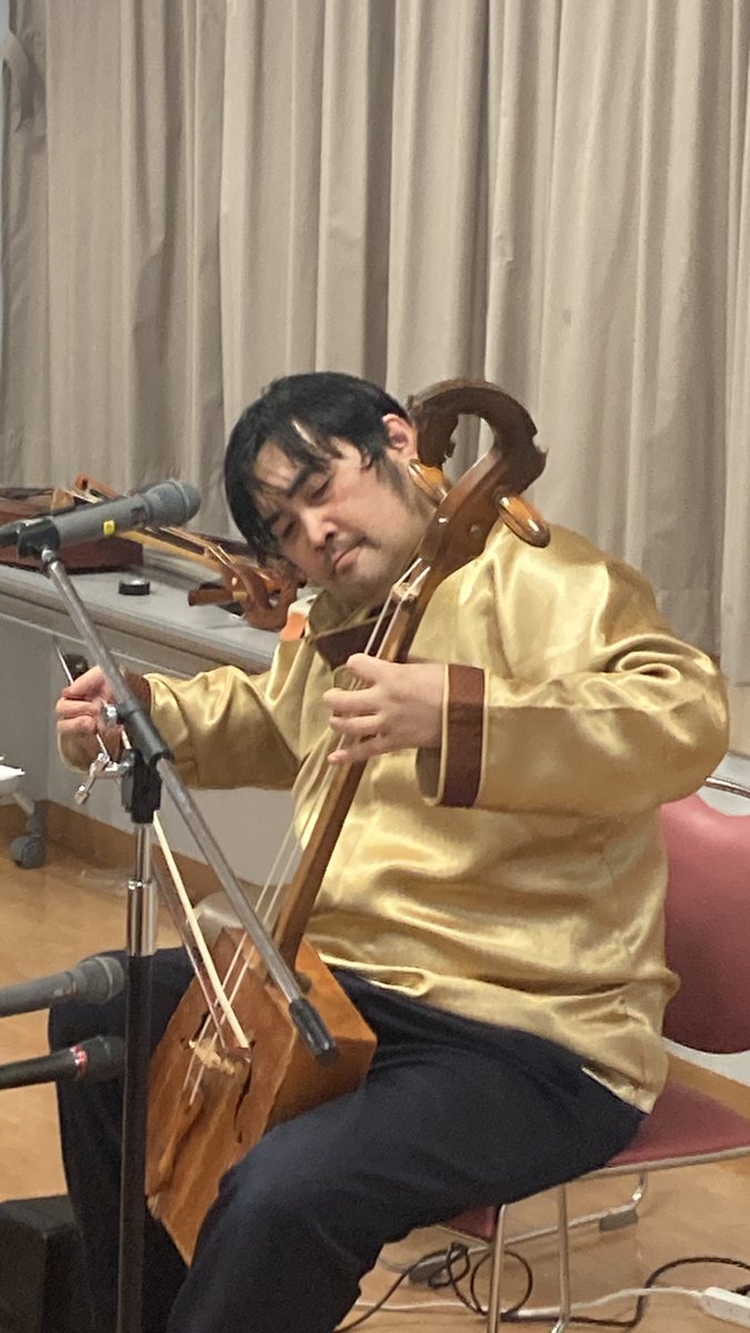 🐎第6研修室から奏でるMyコンサート

本日無事満席で終演しました🎶
馬頭琴体験では、子どもたちの笑顔も見られました✨
ご出演いただいた梅木秀徳様、ご来場いただいた皆様、ありがとうございました！