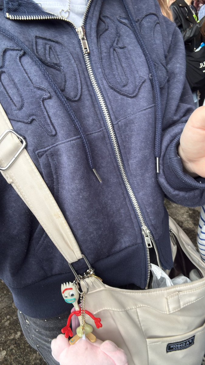 ﾄﾘﾋｷ tweet media