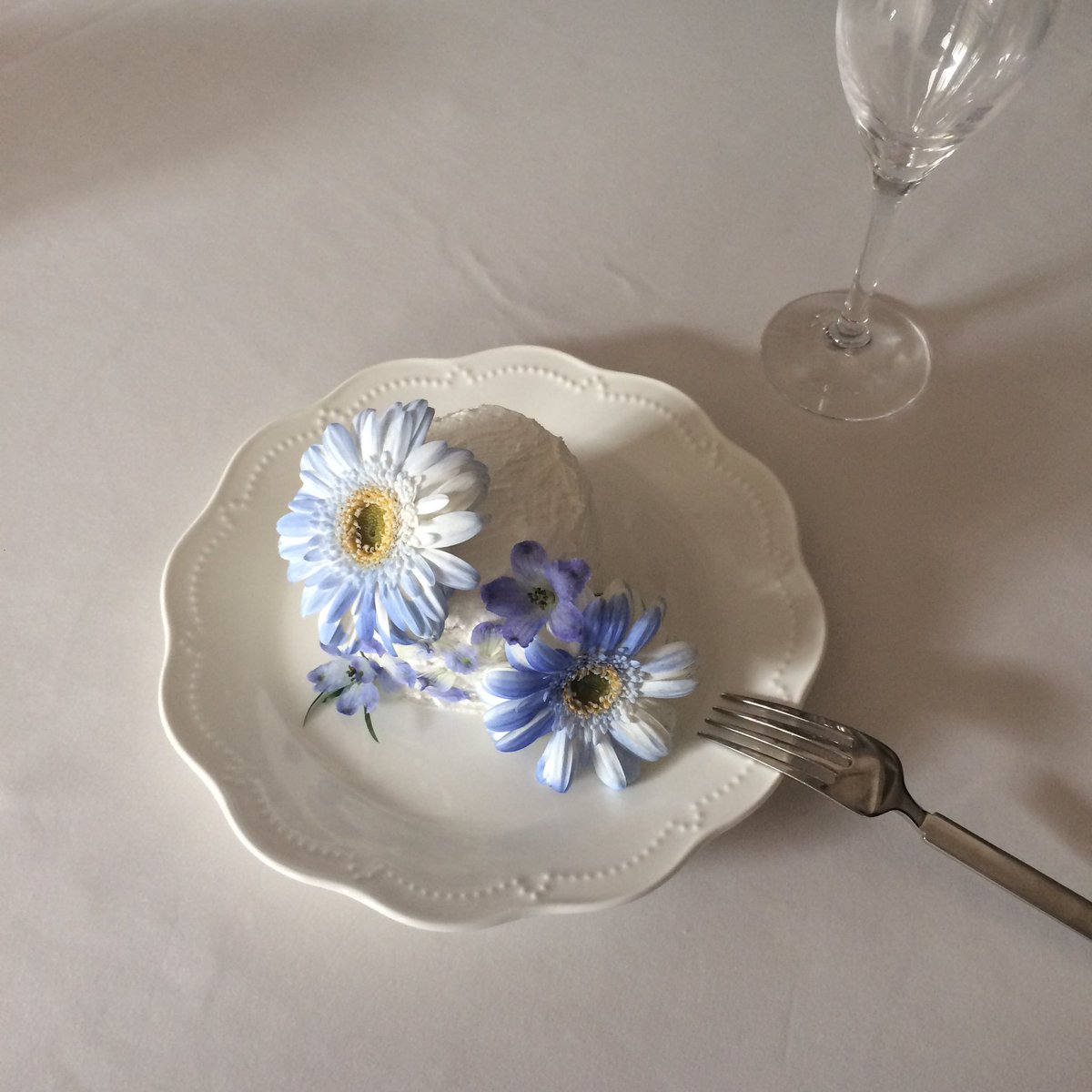 𝘳𝘪 tweet media