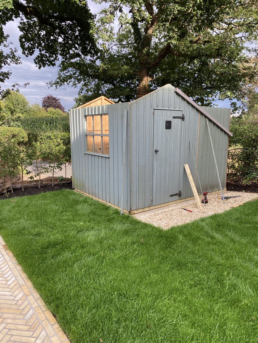 BurgessSculptor's tweet image. Check out this transformation I did on a shed we got last year
Redesigned it, infilled to accommodate an irregular footprint. New asymmetrical roof and full repaint in F&amp;amp;B Railings. 
What do you reckon ??

#woodwork #renovation #shed #cheshire 

Not just Owls eh ????

😂😂😂😂
