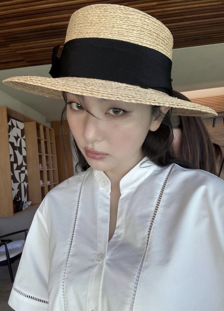 seulgi pics tweet media