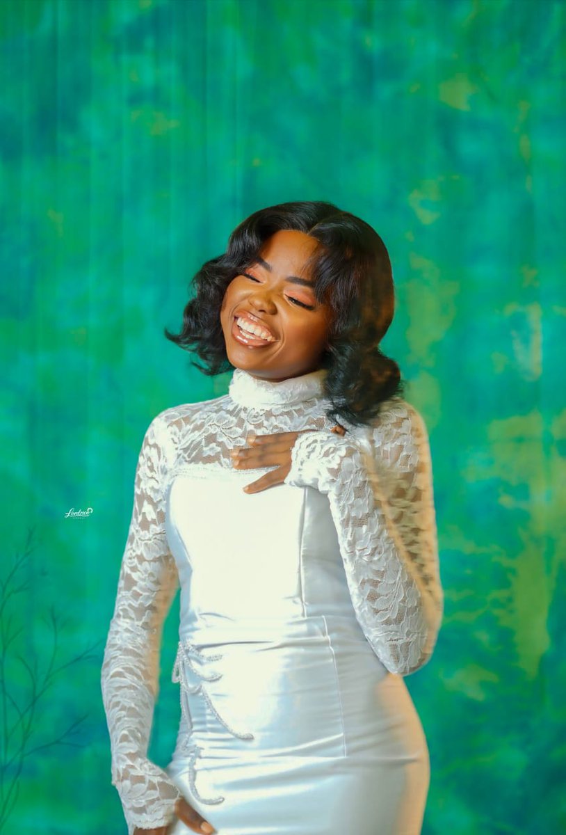 victoriaEXTsHS's tweet image. Client spotlight ✨

She trusted me with her birthday hair… and showed up CONFIDENT, ELEGANT &amp;amp; UNFORGETTABLE 😍
More than just beauty it’s confidence, grace, and impact 🤍
Grateful for amazing clients like this 🙏
#Wigcommunity #hairbusiness  #Wig #teenagegirls