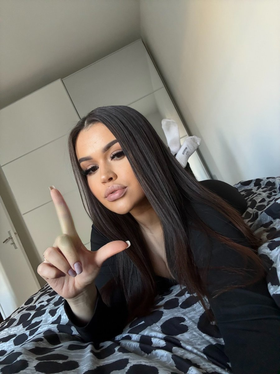 WIKTORIA tweet media