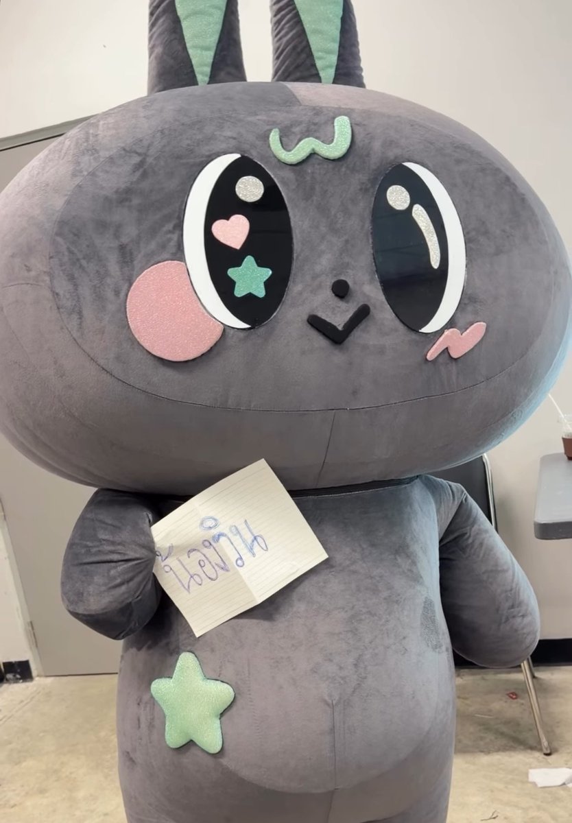 ᴍɴᴛ tweet media