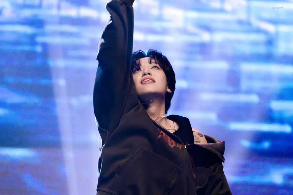 ╲⠀╲ ⋆⠀╲         ╲
   ╲⠀╲     ☾⋆.˚ ⠀ ╲ ⋆｡
      ☆⠀ ╲⠀⠀ ⊹   ⠀.   ☆
                  ⊹ ⠀⠀ ★