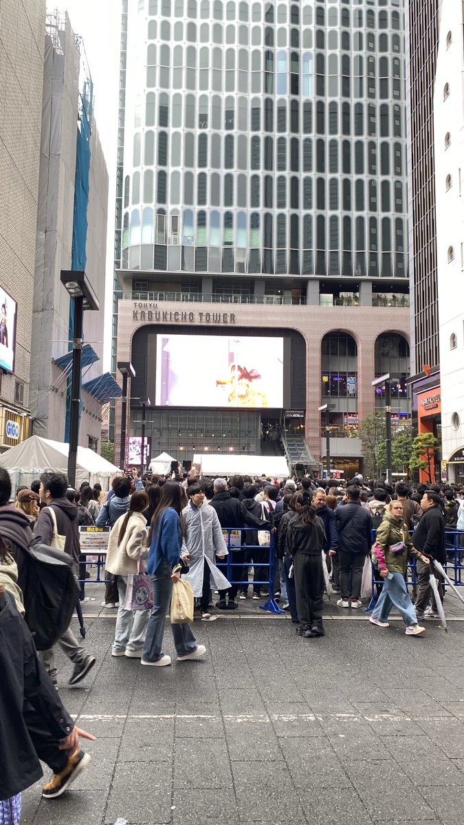 エイワン tweet media