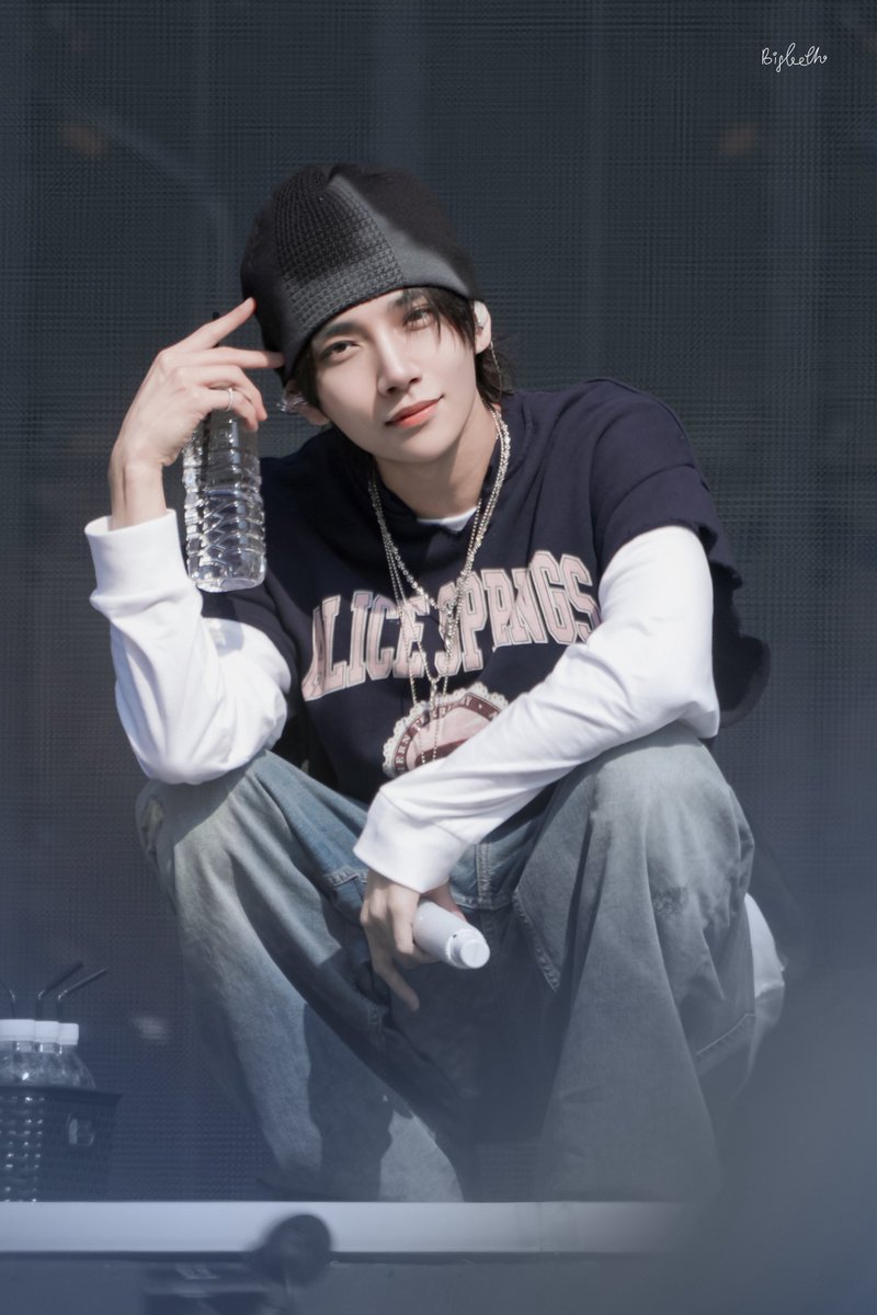 Bigteeth tweet media