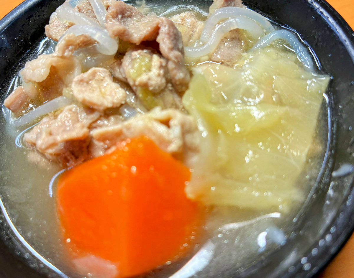 ディープクリームパン tweet media