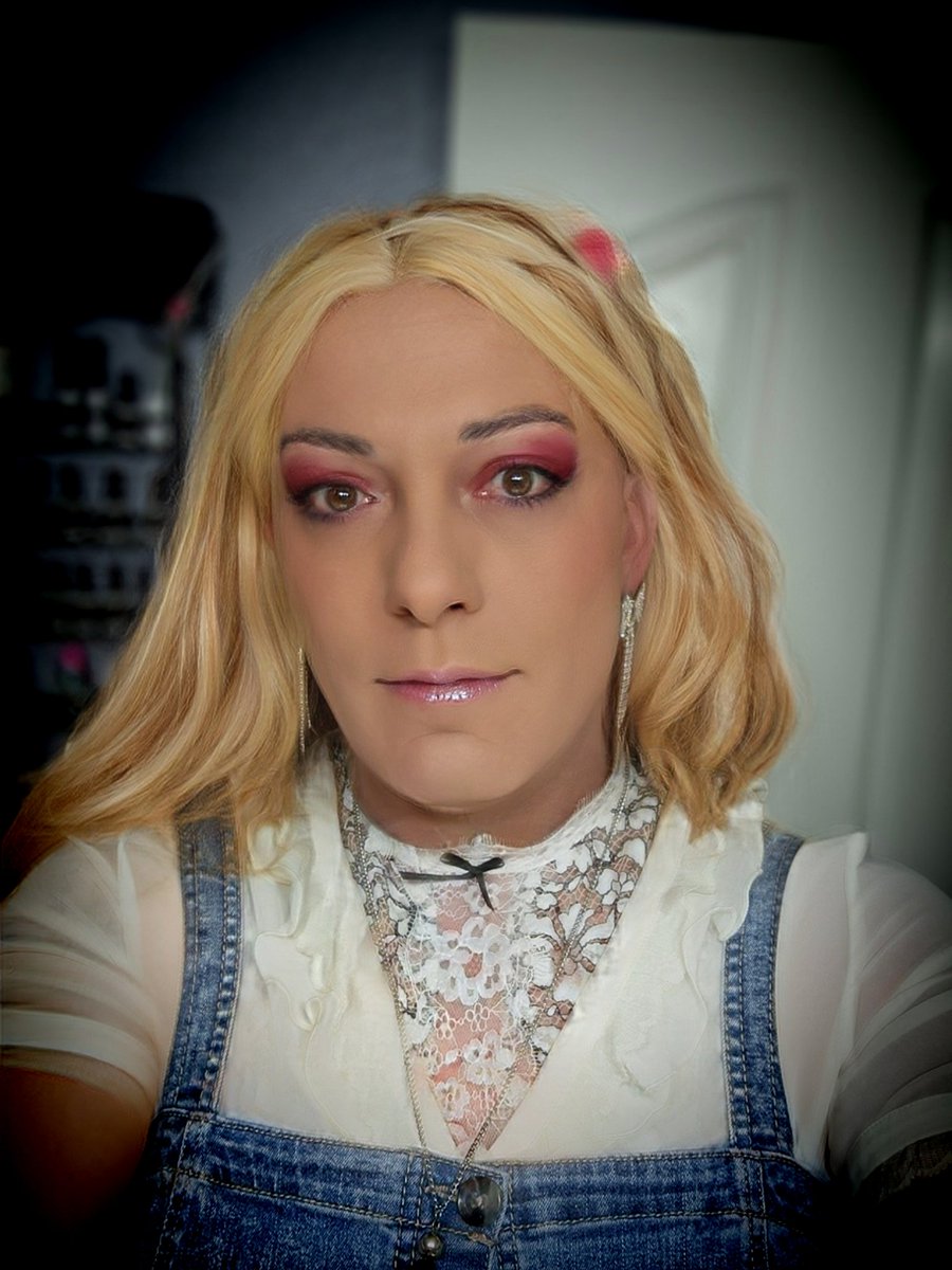 PinkJenny208's tweet photo. I crave exposure so bad! https://t.co/X4WqZqWOad