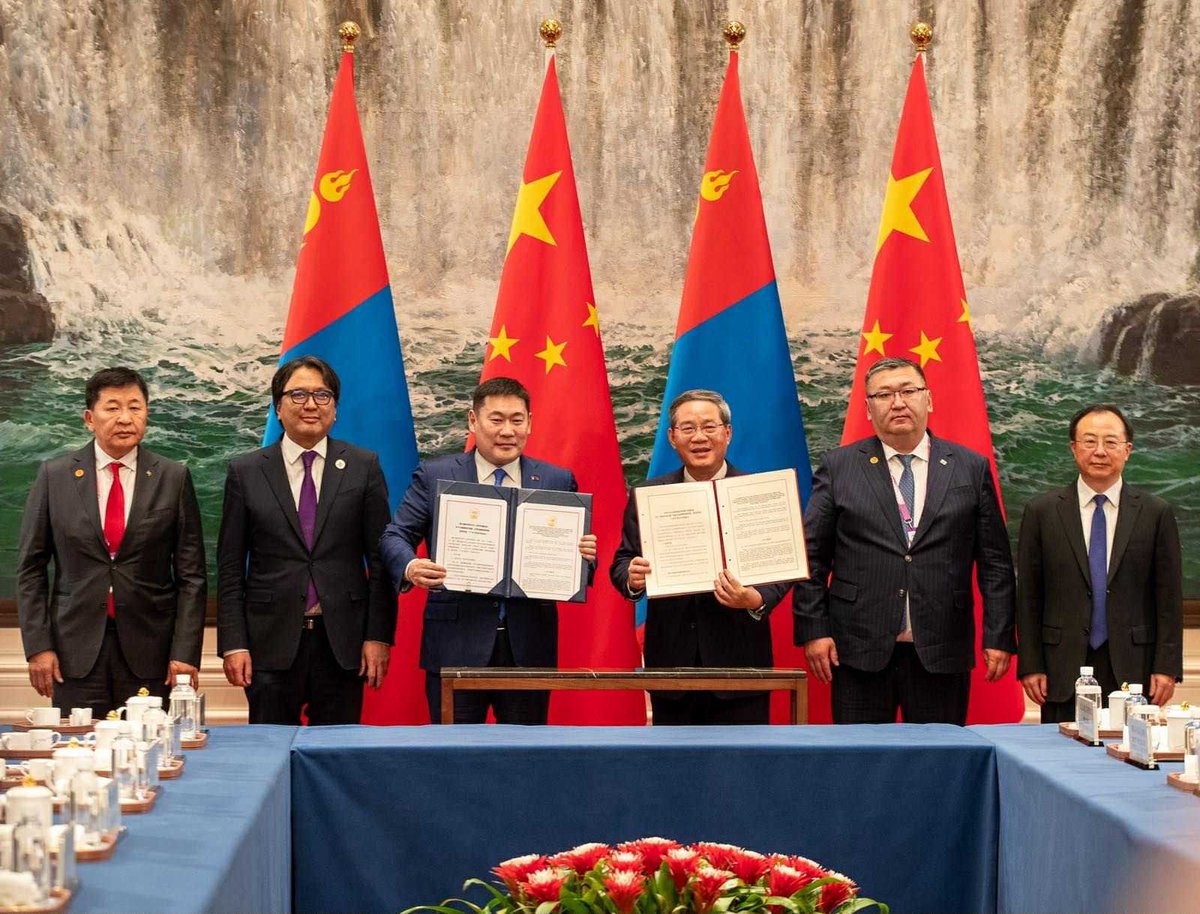 Батчулууны ЦОГТГЭРЭЛ-ШИЛЭН tweet media