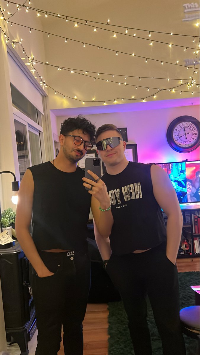 joey 🦘 tweet media