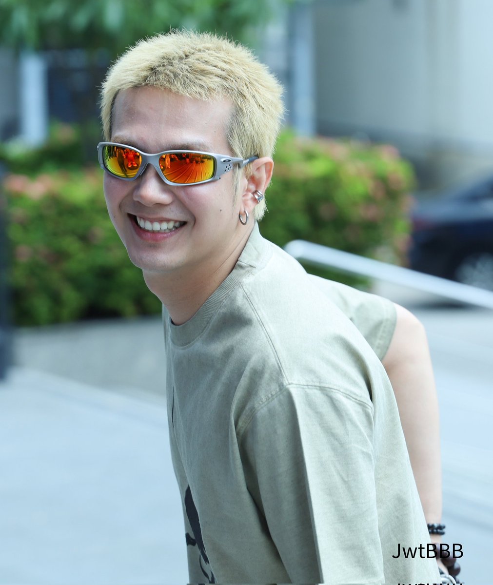 JwtB(uild)B(utter)B(ear) 🌟⭐️ 😍 tweet media