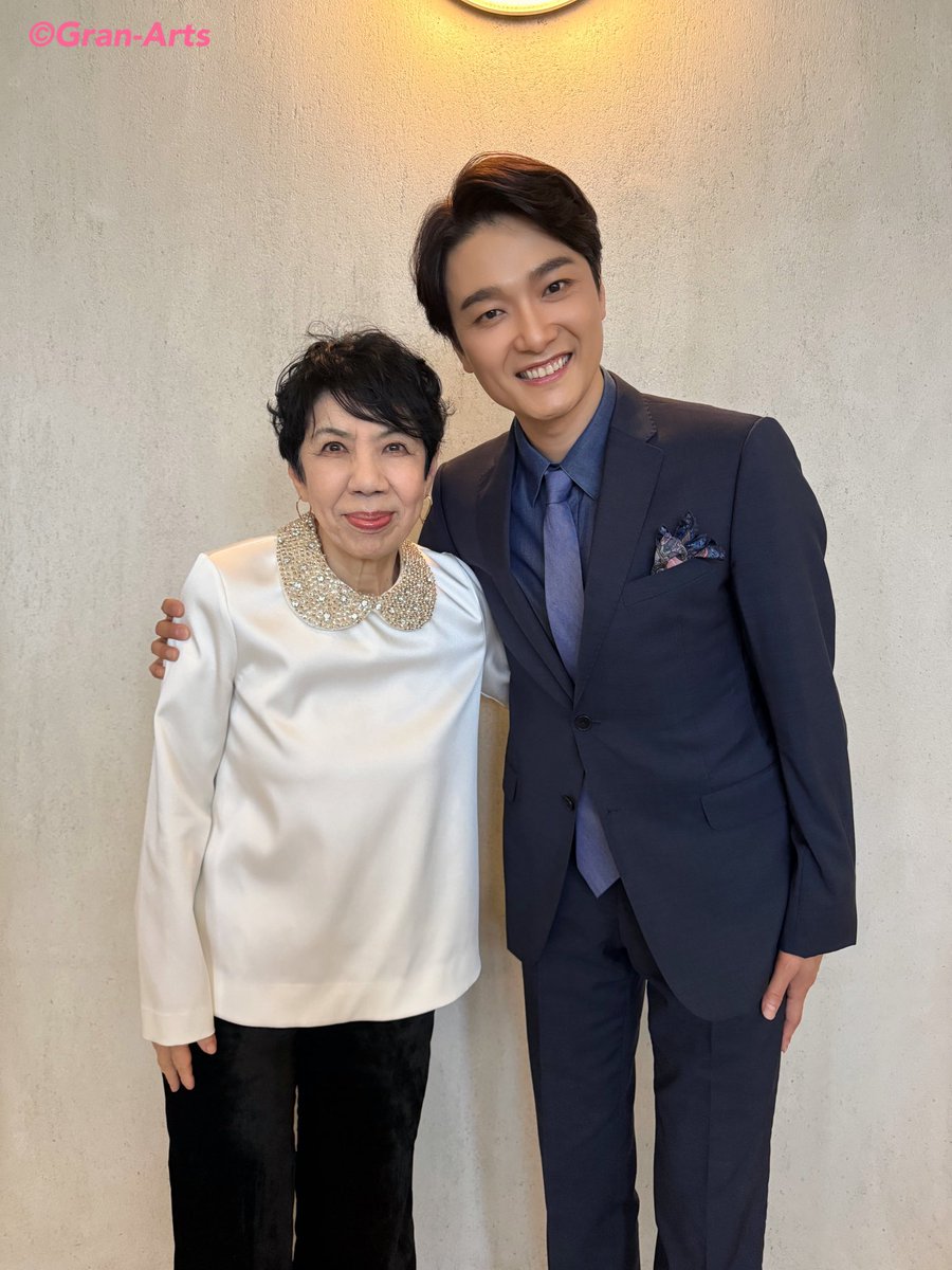 Gran_Arts's tweet photo. 【#井上芳雄】
#梅花女子大学 舞台芸術表現学科 開設記念のスペシャルイベントに出演させて頂きました😊🌸
トーク、歌、教授をつとめられる謝珠栄先生とのクロストーク、質疑応答など、盛りだくさんでした！
未来のミュージカル界を担う金の卵の皆さまに、少しでも何かを届けられていたら嬉しいです✨ https://t.co/sdhAhiJSaC