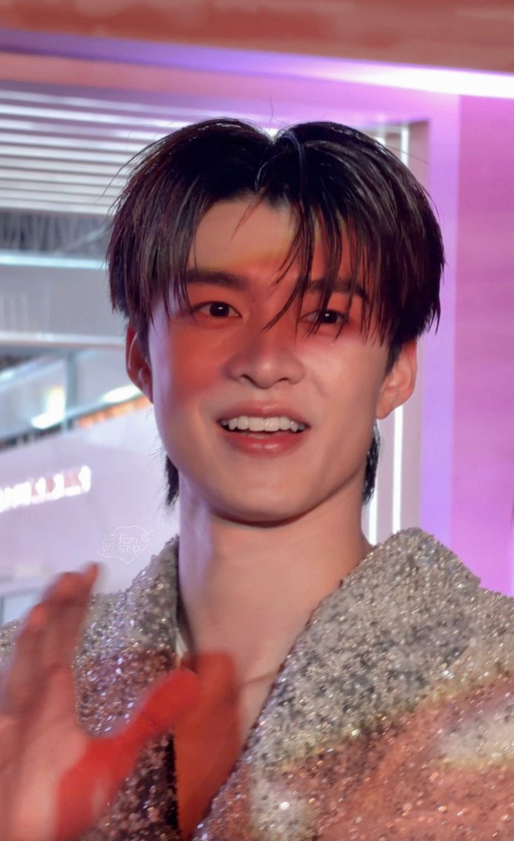 𝙛𝙤𝙣 シ tweet media