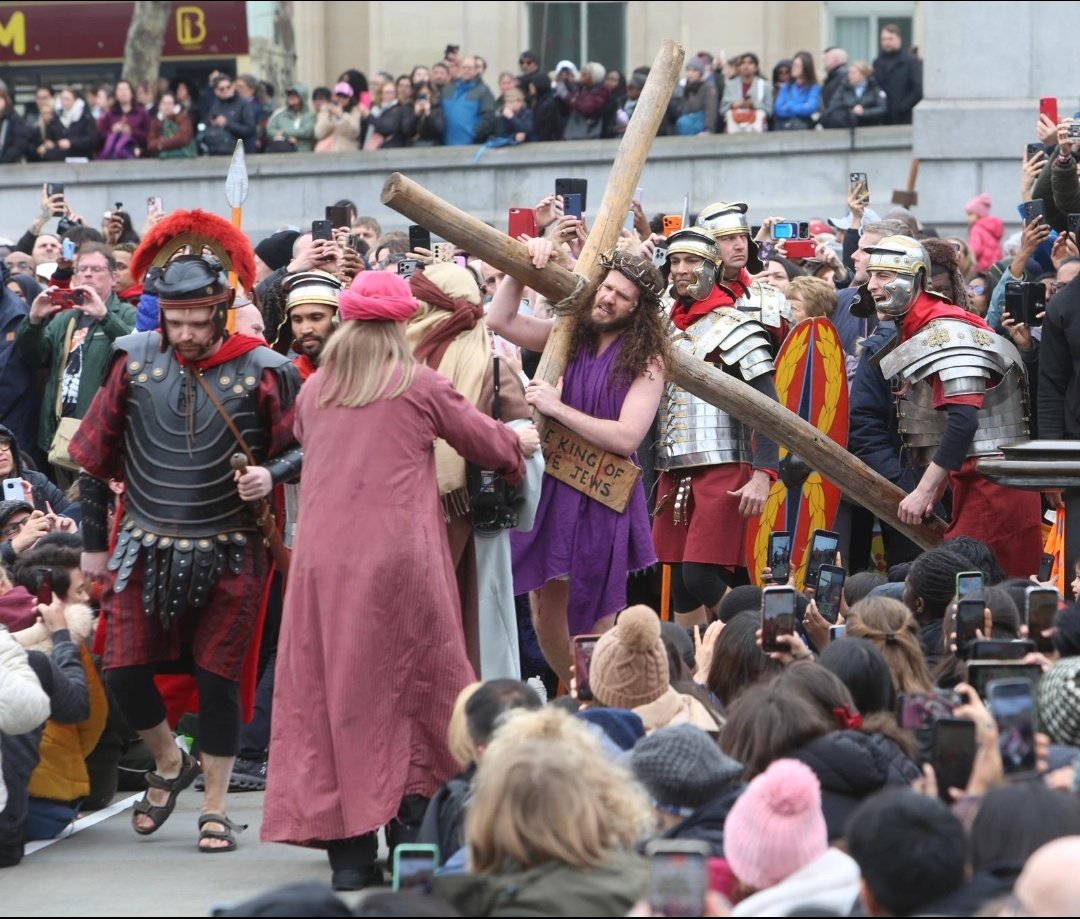 Parody Nigel Farage tweet media