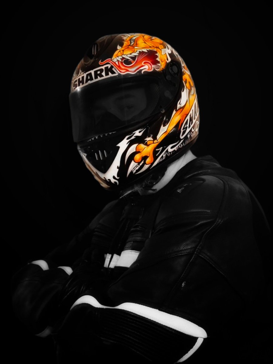 SwitchUK_v3 tweet media