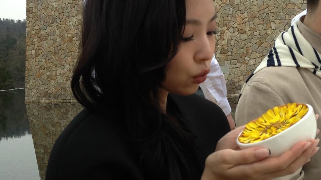 jennie pics tweet media