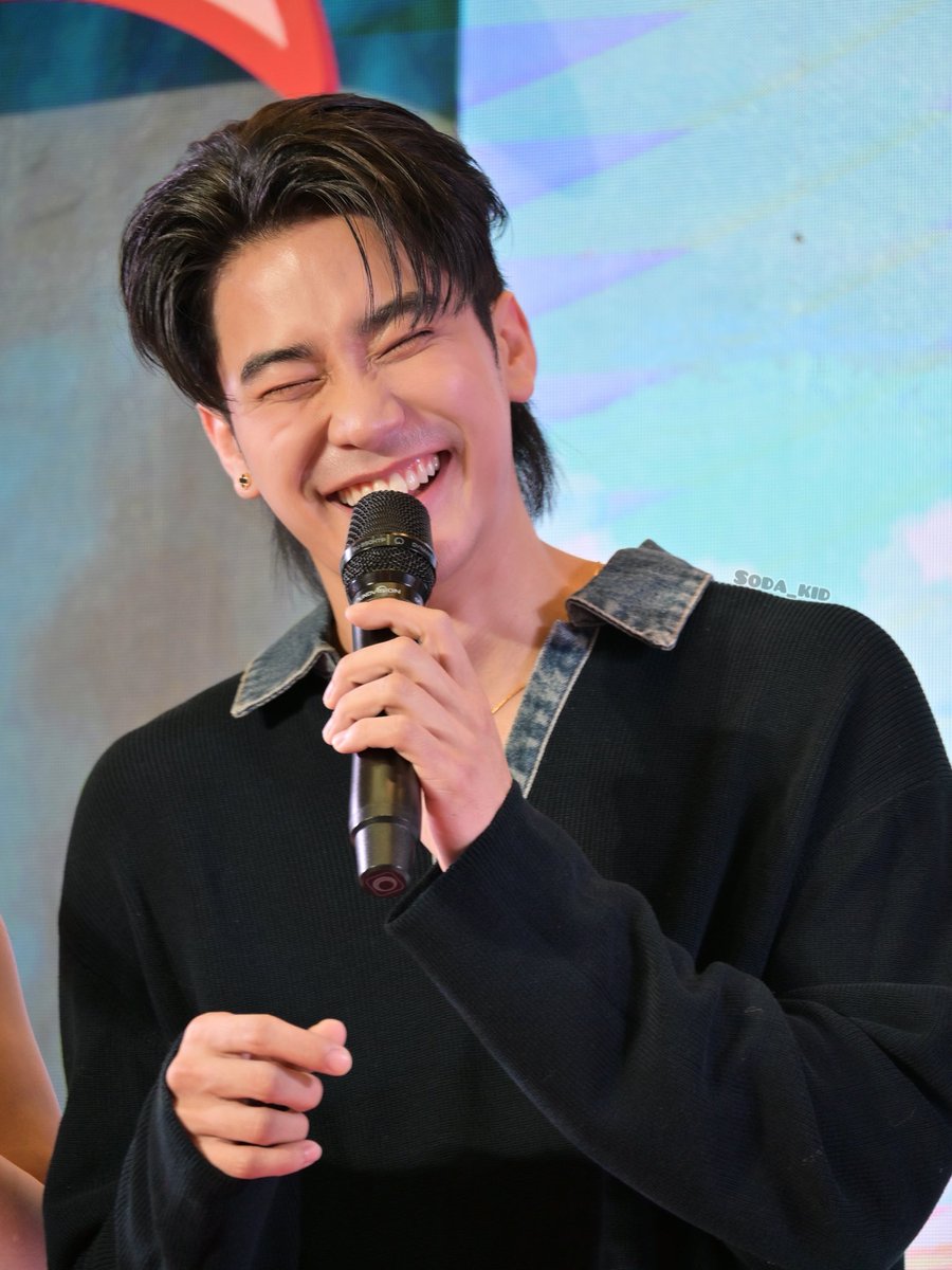 𝓢𝓸𝓭𝓪_𝓚𝓲𝓭 🥤I think I love €uro 💶⚽️🩷 tweet media