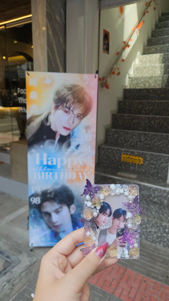 swfsw(rest) tweet media