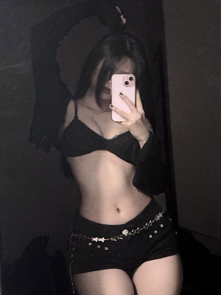 ゆうは tweet media