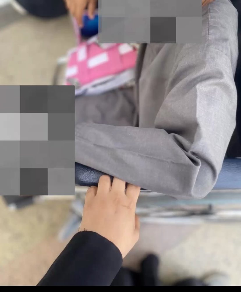 خطاك الشر يا بطل الأبطال 🩶.