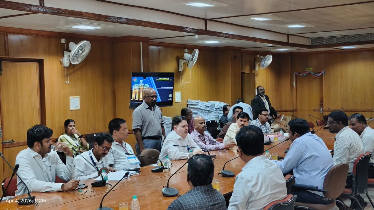 CollectorDeoPdy's tweet image. Randomization of Micro Observers for the GEPLA-2026 completed in the presence of the District Election Officer and the General Observers on 04.04.2026.
#GEPLA2026 #MicroObservers #ElectionProcess #ElectionPreparedness #Randomization #FreeAndFairElections