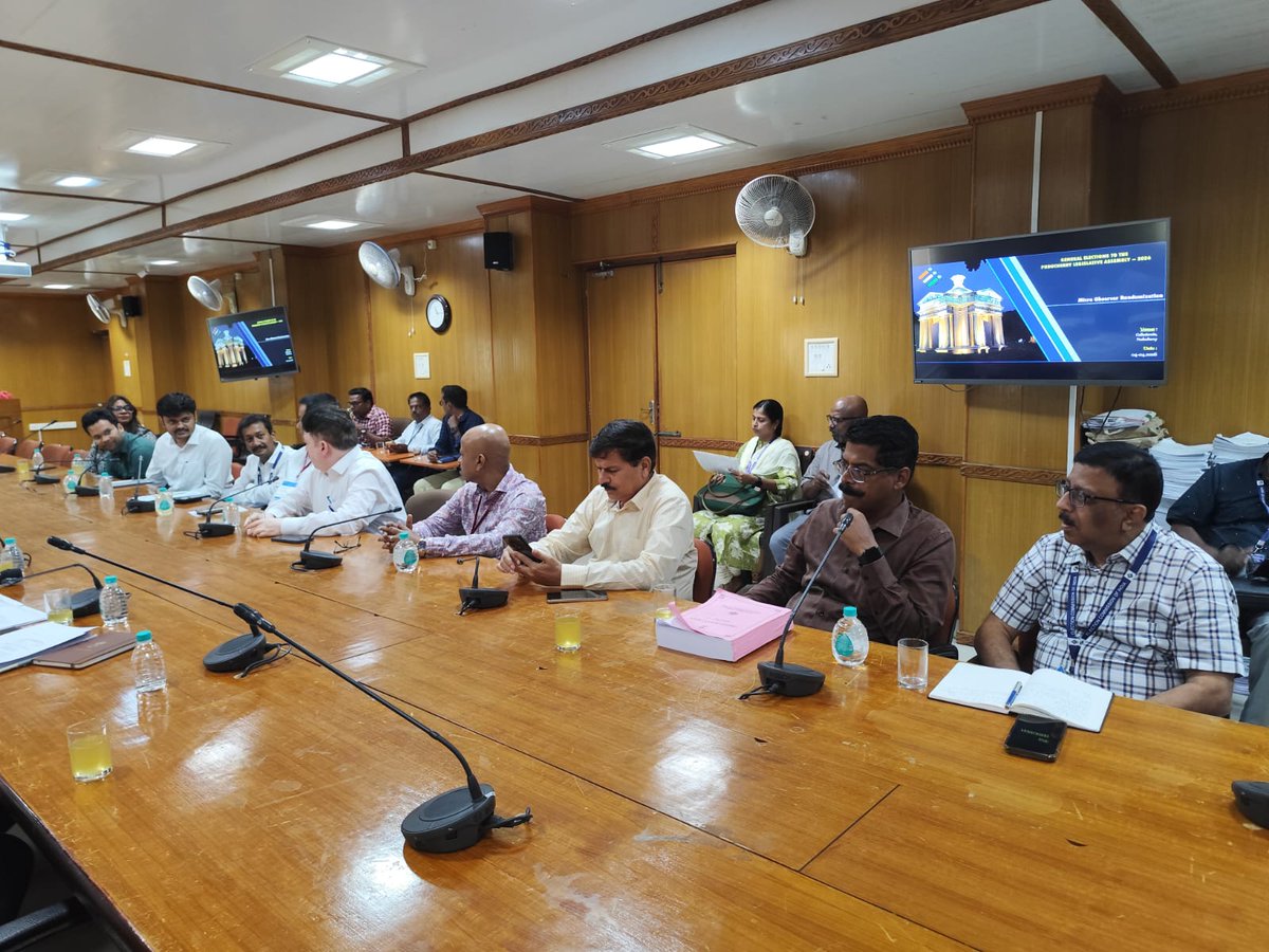 CollectorDeoPdy's tweet image. Randomization of Micro Observers for the GEPLA-2026 completed in the presence of the District Election Officer and the General Observers on 04.04.2026.
#GEPLA2026 #MicroObservers #ElectionProcess #ElectionPreparedness #Randomization #FreeAndFairElections