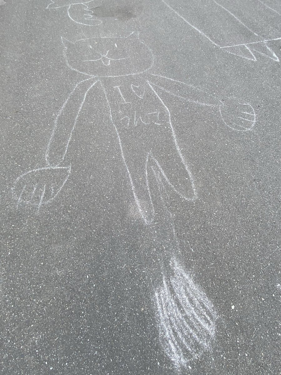 謳うヤモリ tweet media