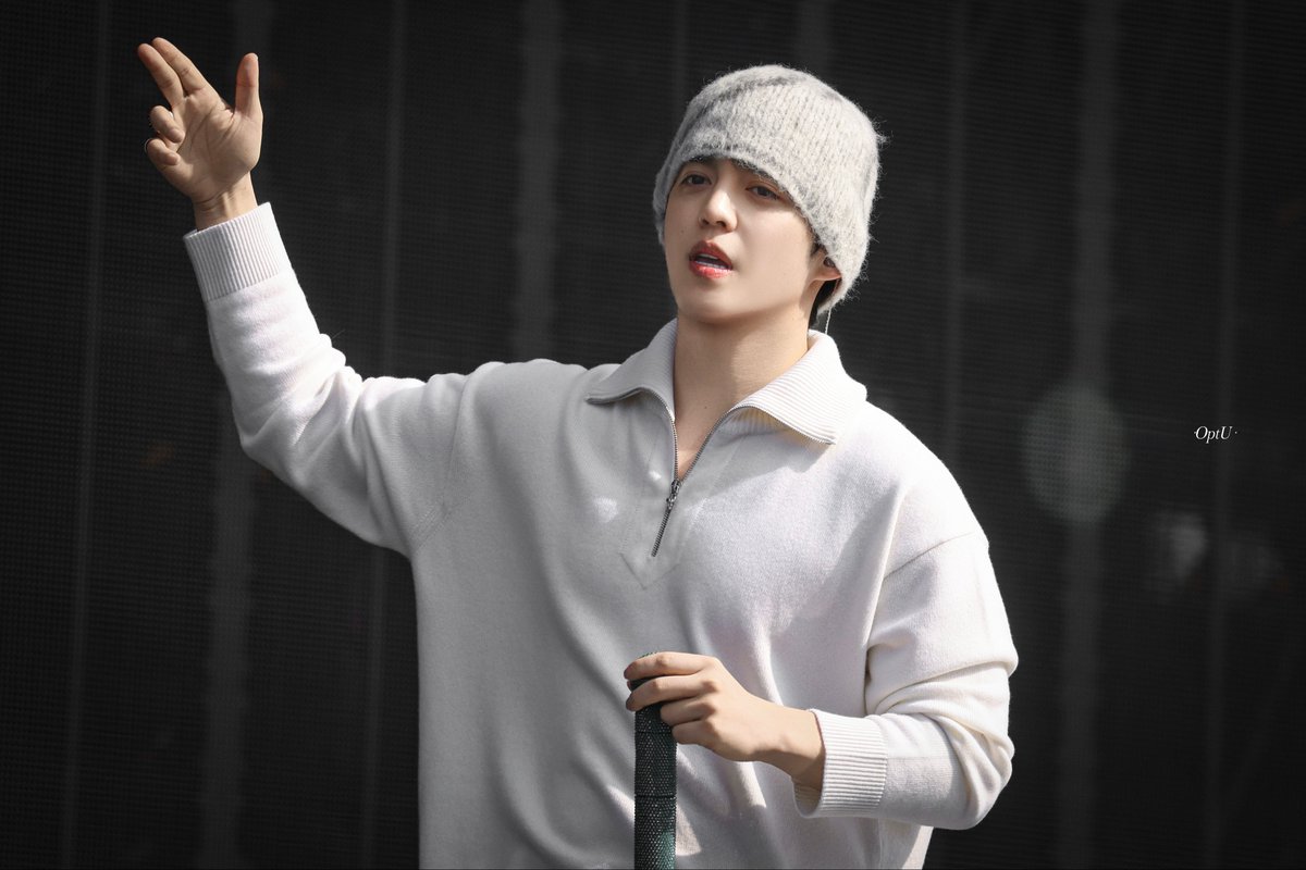 260404

#에스쿱스 #SCOUPS
#승철 #최승철 
#세븐틴  #SEVENTEEN  
<a href="/pledis_17/">세븐틴(SEVENTEEN)</a>