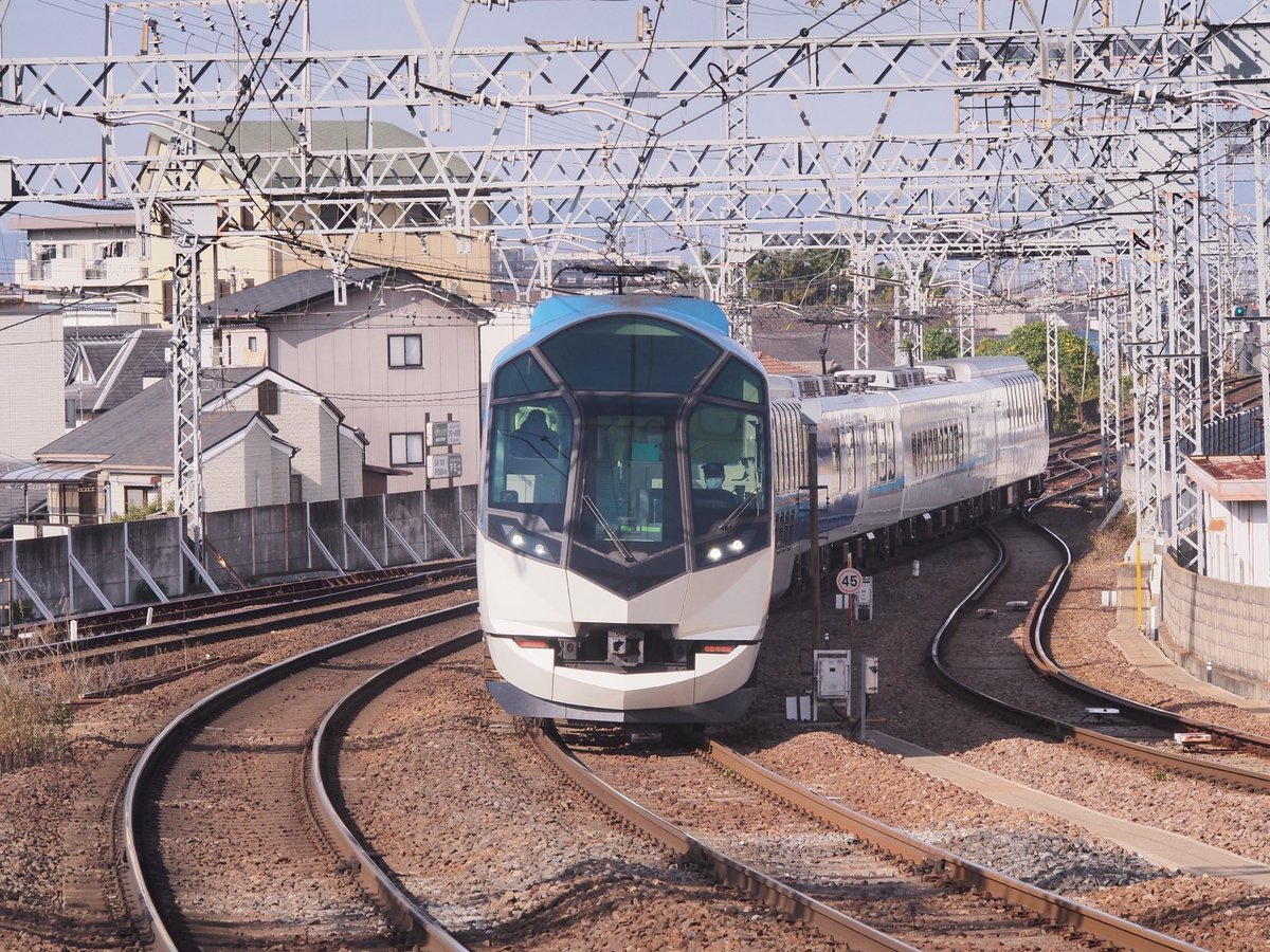 にーよん tweet media