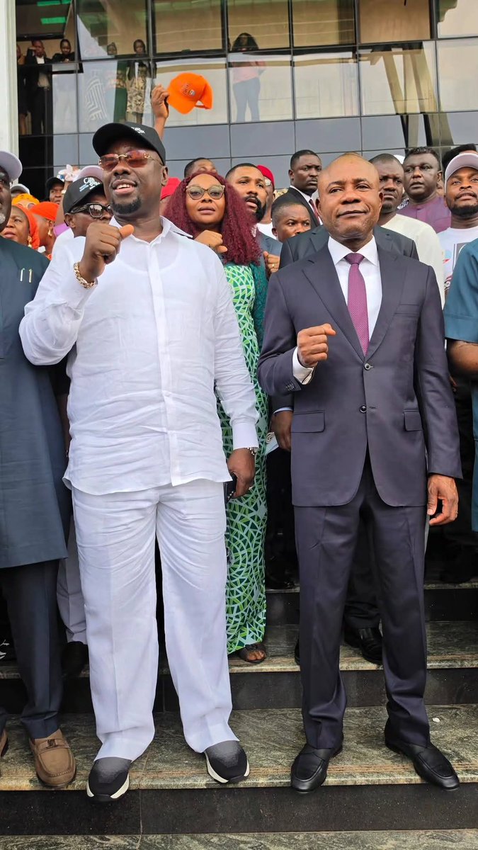 𝑴𝒂𝐳𝐢.𝐍𝐧𝐚𝑬𝒎𝒆𝒌𝒂🇳🇬 tweet media