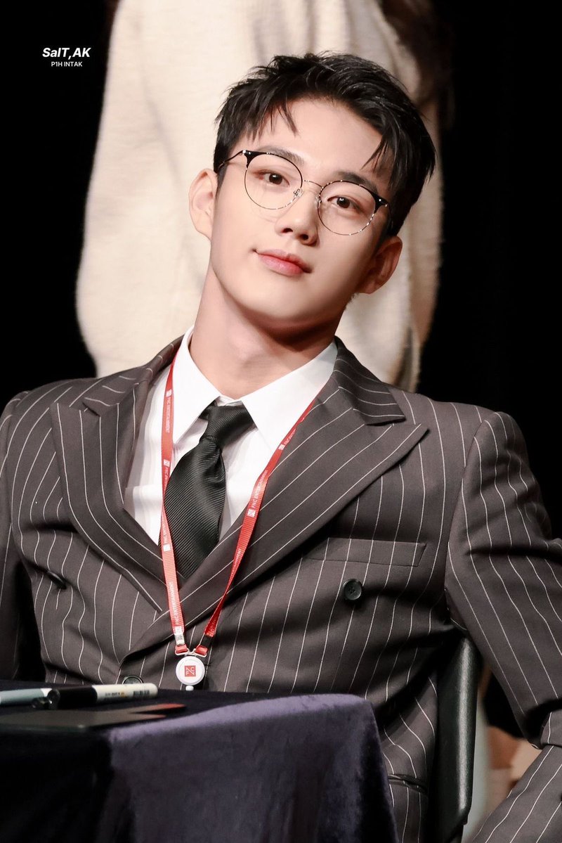 aeve .ᐟ ✶⋆ tweet media