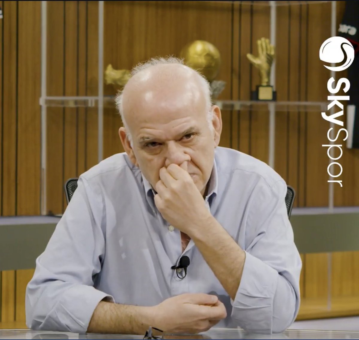 فَاتِح tweet media