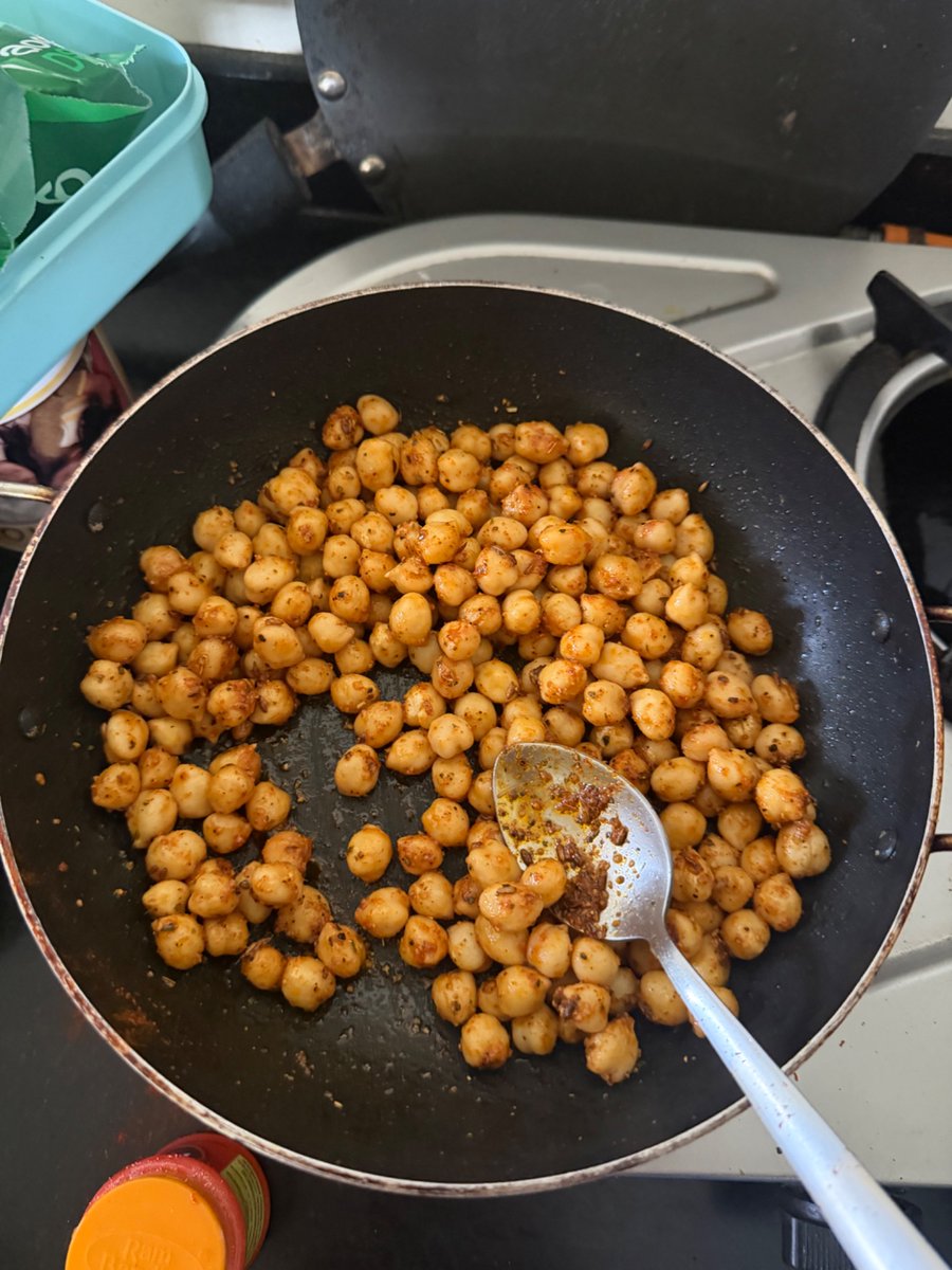 jon snow tweet media