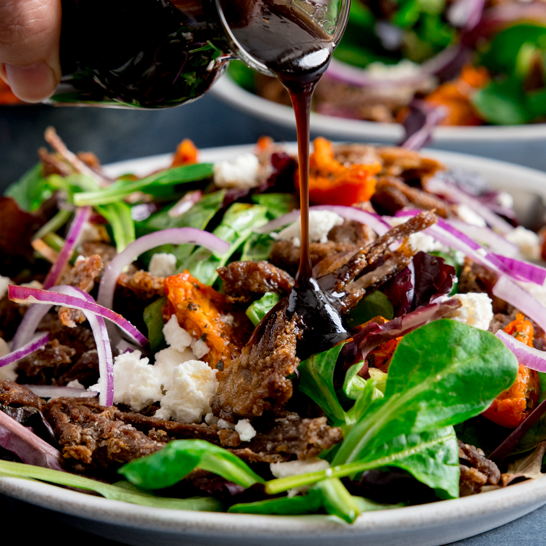 KitchenSanc2ary's tweet image. I go back to this Crispy Lamb Salad again and again. My absolute favourite salad of all time and hands down the best way to use up those roast dinner leftovers!
kitchensanctuary.com/crispy-lamb-sa…
#FoodieMoments #EasterCelebration #recipe