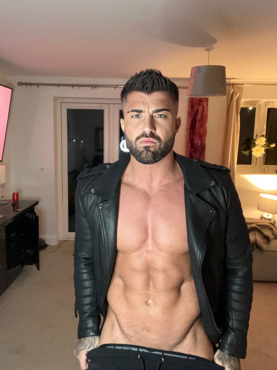 Rogan O'Connor tweet media